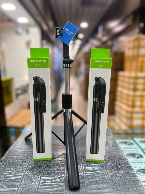 New R-1 L Bluetooth Selfie Stick with 7ft Stand Best Quality Big Size .