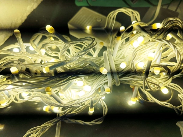 Bluehue® Le-65 Decoration Lights (100 Yellow Blub ,5mm ,9Mtr) Yellow Colour 