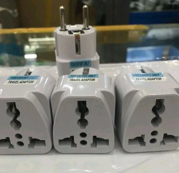 Export Only travel Adaptor (Brazil And Italy) 20pcs Pecking 
