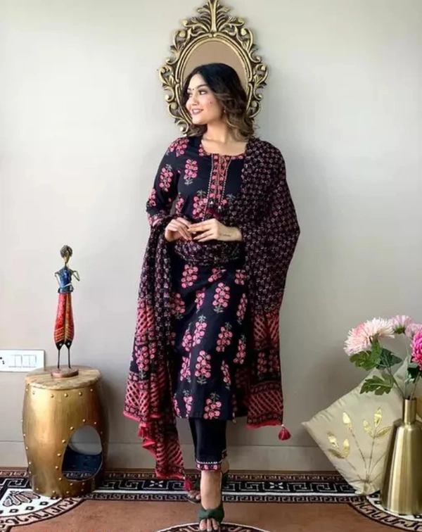 Neha Collection Women's Black Kurta With Pant & Dupatta Sets - Black, S