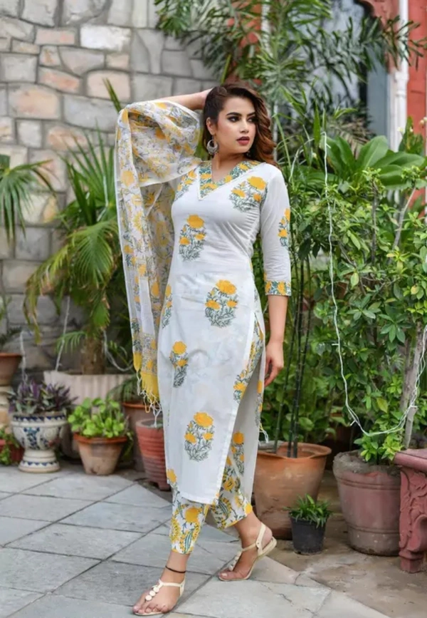 Neha Collection Women Printed Kurta And Pant Set With Dupatta - White, L