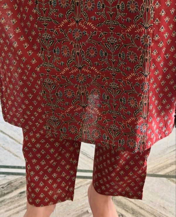 Pihu Fashion  Kalamkari Fusion Azrak Bagru Print Kurti Pant Dupatta Set with Handcrafted Patra Work  - XL