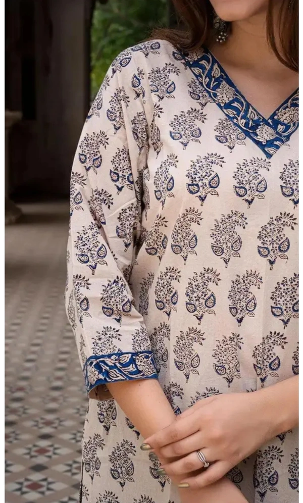 Neha Collection Women Trending Rayon Printed Short Kurti - White, XL