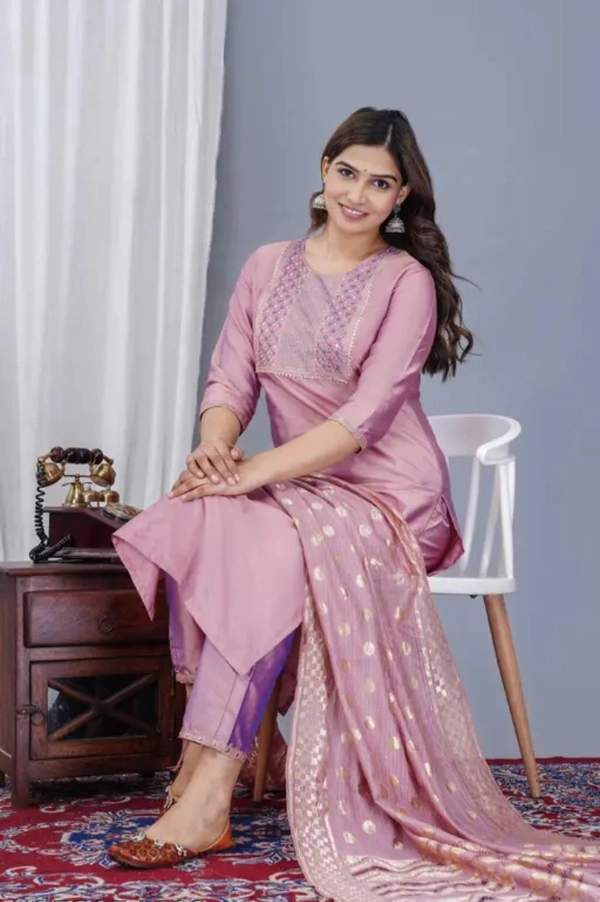 Neha Collection silk Embroidery Straight Kurta With Pant & Dupatta Sets - Peach colour, XXL