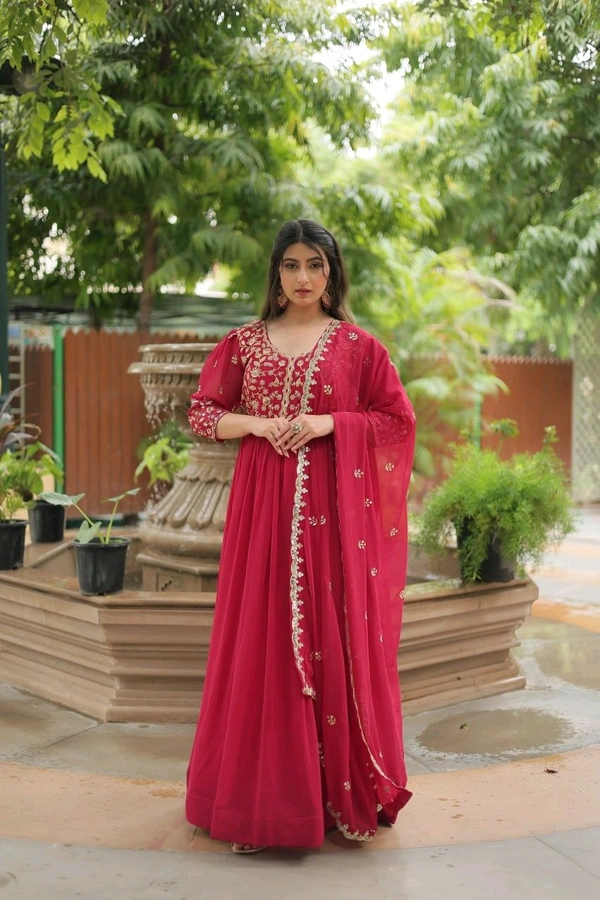 Prayosha Women's Faux Blooming Embroidered Gown with Dupatta - XL