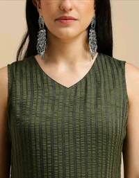 Neha Collection  Women's Silk Blend Kurta Set With Dupatta - Green, M