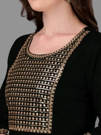 Neha Collection Beautiful 3-piece salwar kameez with dupatta - M