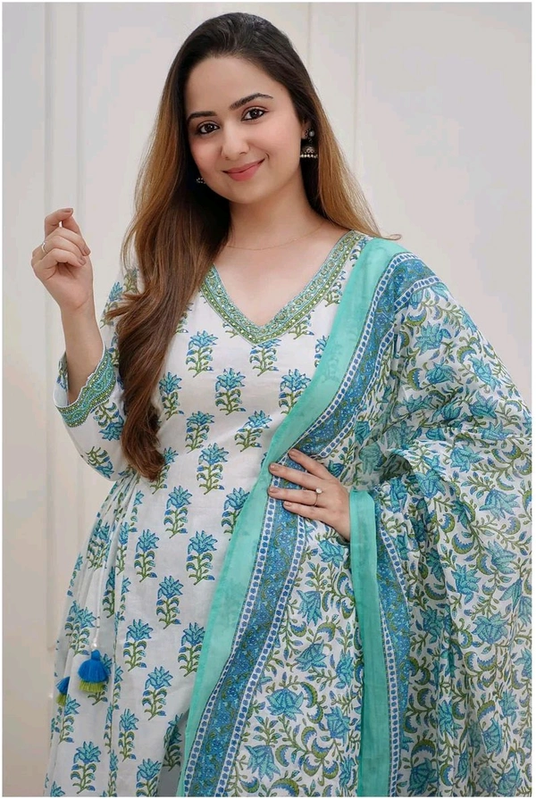 Neha Collection Kurti With Bottom Dupatta Set - M