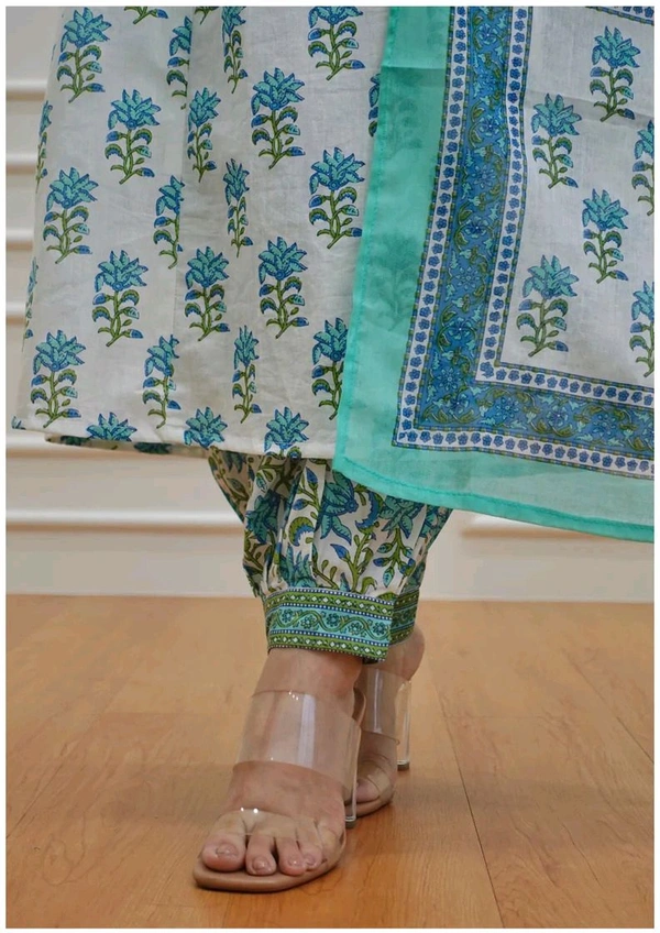 Neha Collection Kurti With Bottom Dupatta Set - XL