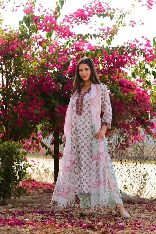 Neha Collection Kurti With Bottom Dupatta Set - XXXL