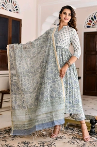 Neha Collection Beautiful 3-piece salwar kameez with dupatta - L