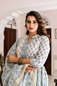 Neha Collection Beautiful 3-piece salwar kameez with dupatta - L