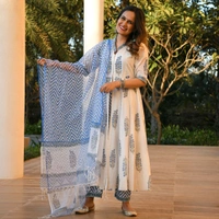 Neha Collection Beautiful 3-piece salwar kameez with dupatta - L