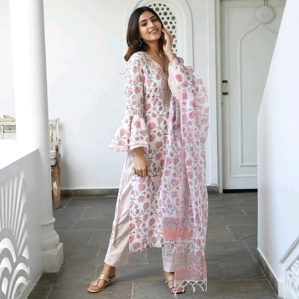 Neha Collection Beautiful 3-piece salwar kameez with dupatta - L