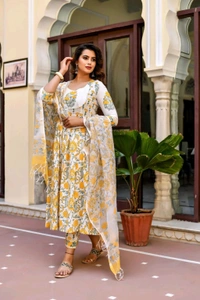Neha Collection Beautiful 3-piece salwar kameez with dupatta - S