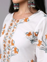 Neha Collection Beautiful 3-piece salwar kameez with dupatta - S