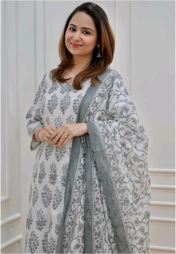 Neha Collection Beautiful 3-piece salwar kameez with dupatta - XL