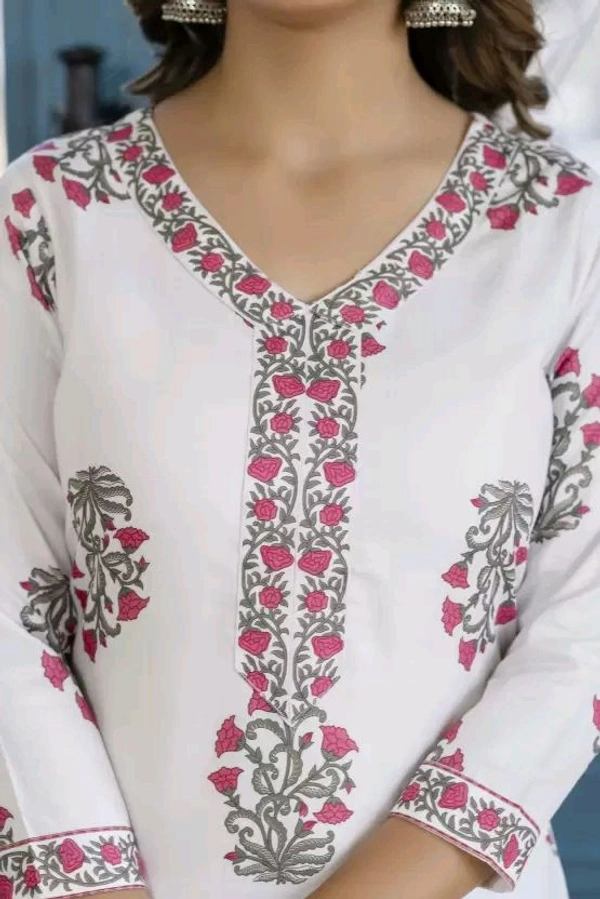 Neha Collection Beautiful 3-piece salwar kameez with dupatta - S