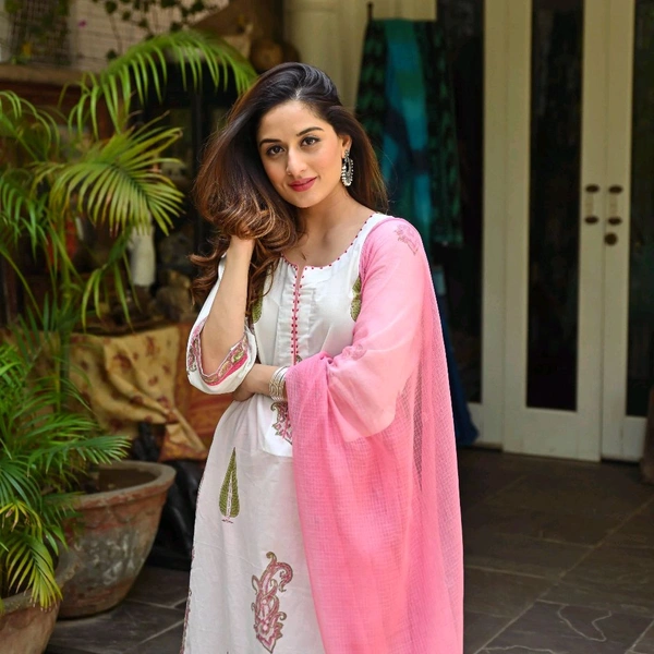 Neha Collection Beautiful 3-Piece Salwar Kameez With Dupatta 20 - L