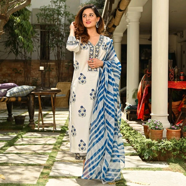 Neha Collection Graceful Salwar Kameez with Coordinated Dupatta - White, M