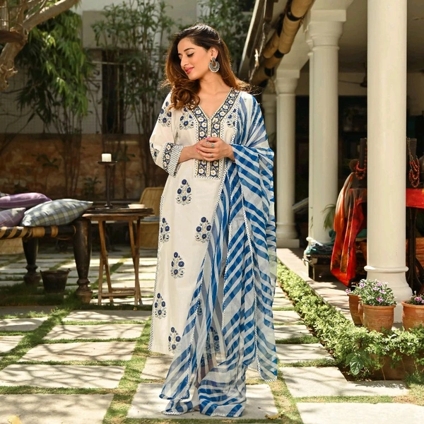 Neha Collection Graceful Salwar Kameez with Coordinated Dupatta - White, XXXL