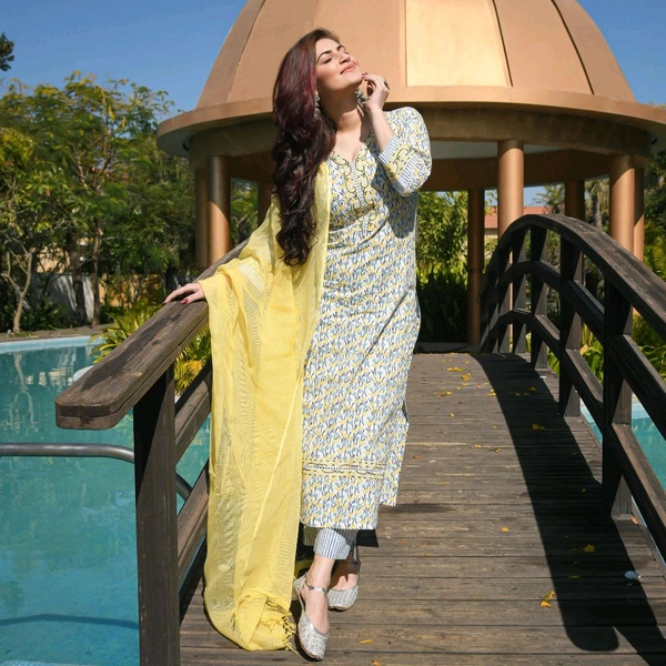Neha Collection Beautiful 3-Piece Salwar Kameez With Dupatta - White, XXXL