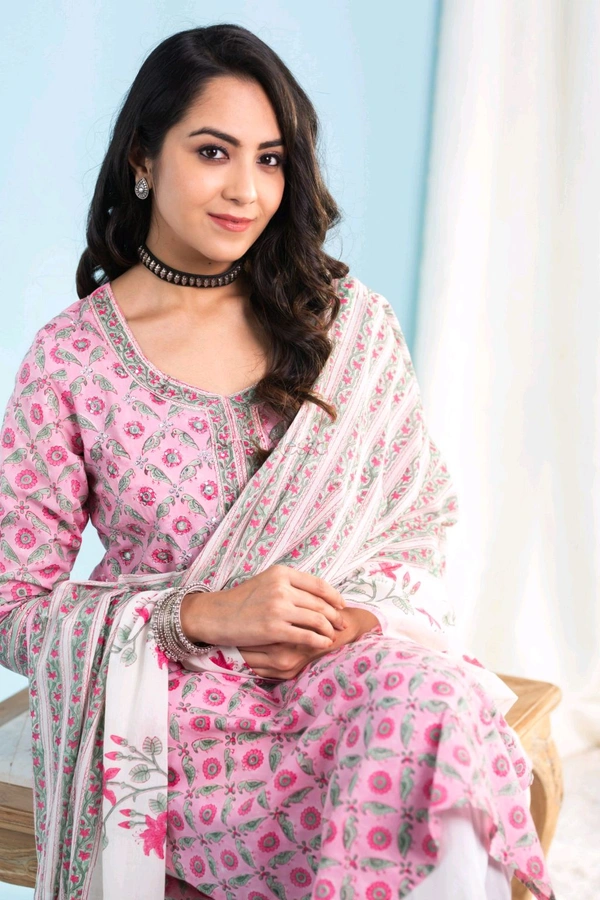 Neha Collection Beautiful 3-Piece Salwar Kameez With Dupatta - L
