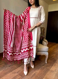 Neha Collection Beautiful 3-Piece Salwar Kameez With Dupatta 51 - Red, M