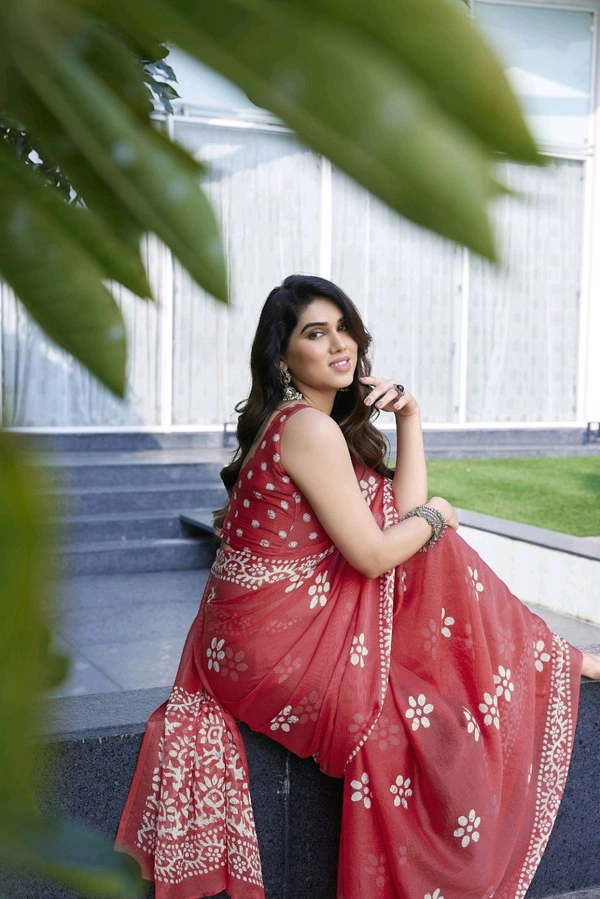  Ruhi Peach Chiffon Printed Saree With Printed Blouse Piece