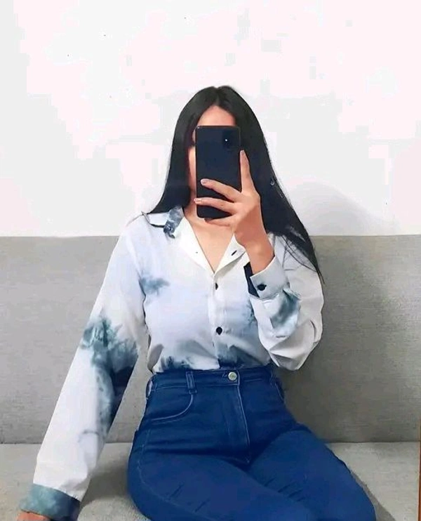 Stylish Women's Tie-Dye Shirt with Long Sleeves - XL
