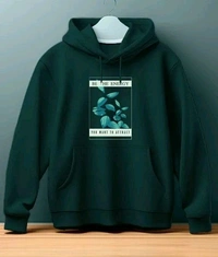 Men's Casual Green Hoodie with Modern Graphic Print - XL