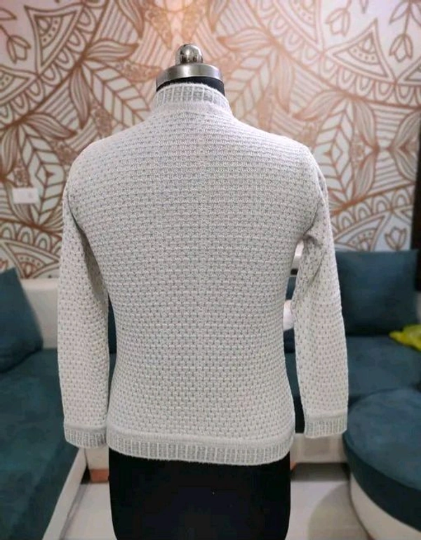Women's  Pure Wool Self Design Full Sleeve Cardigan - M