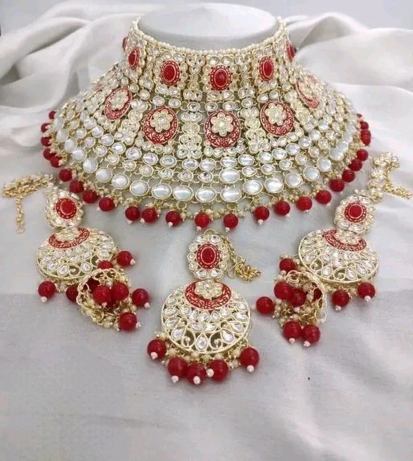 Gold Plated Choker Necklace, Earrings & Mang Tikka Set - Red