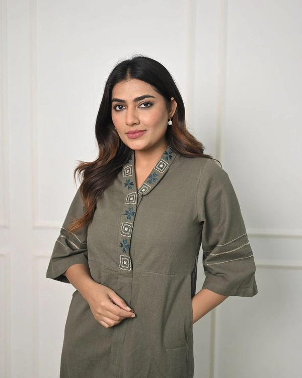 Pooja Creation Grey Cotton Slub Co-Ord Set with Bold Collar Embroidery & Side Pockets - Dove Gray, 42