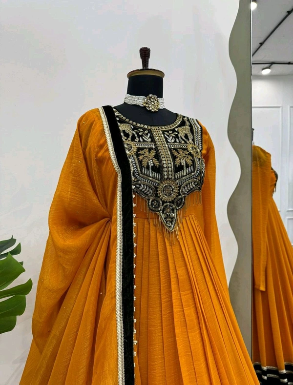 Prayosha Gold Crush Velvet Top with Diamond Work Dupatta - XL