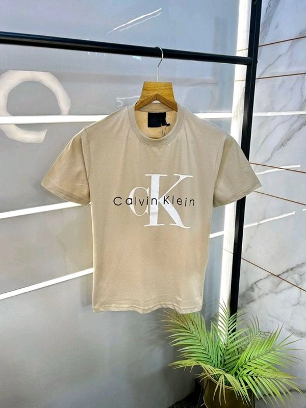 Wind Men's  Calvin Klein  T-Shirt  Stylish Casual Wear - XL