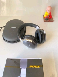 Bose QC Wireless - Crystal Acrylic Model 