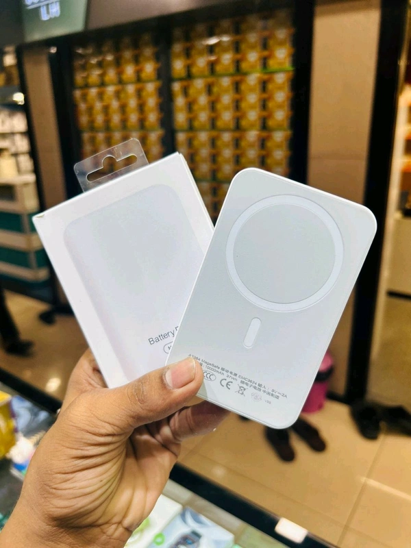 5000MAH  MAGSAFE + POWER BANK 🧿