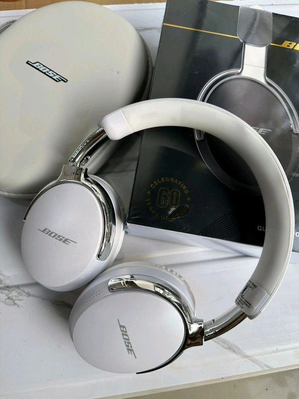BOSE - QUIETCOMFORT ULTRA - 60 YEARS CELEBRATION MODEL ✨💖
