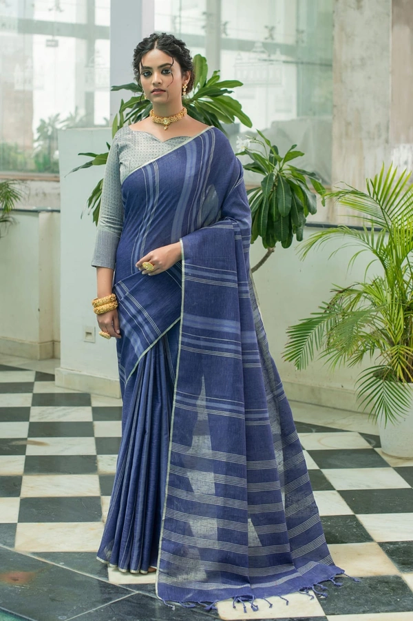 Isha Fab Rutrang_2 - Free, Blue