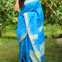 Isha Fab Rutrang_5 - Free, Bright Navy Blue