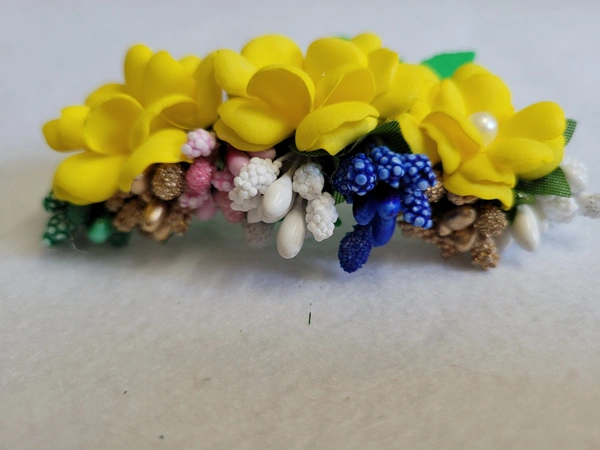 Side Combs With Handmade Flowers