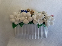 Side Combs With Handmade White Foam Flowers