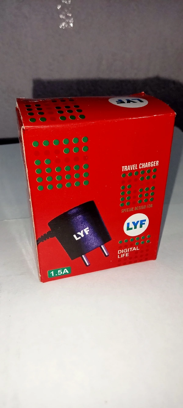 JIO CHARGER 1.5A - Black, Free