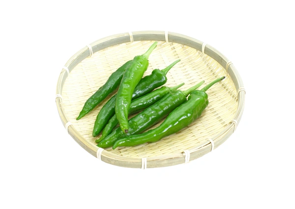 Green chilli Long, Medium (Loose), 100 g (ಹಸಿರು ಮೆಣಸಿನಕಾಯಿ) - 100 g