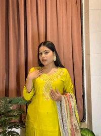 Gabatimes 𝑲𝑼𝑹𝑻𝑰 PANT 𝑾𝑰𝑻𝑯 𝑫𝑰𝑮𝑰𝑻𝑨𝑳 𝑷𝑹𝑰𝑵𝑻DETAILS  - 4XL