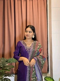 Gabatimes 𝑲𝑼𝑹𝑻𝑰 PANT 𝑾𝑰𝑻𝑯 𝑫𝑰𝑮𝑰𝑻𝑨𝑳 𝑷𝑹𝑰𝑵𝑻DETAILS  - 5XL
