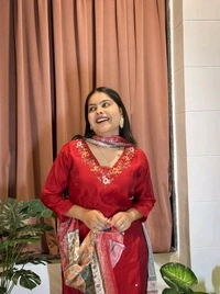Gabatimes 𝑲𝑼𝑹𝑻𝑰 PANT 𝑾𝑰𝑻𝑯 𝑫𝑰𝑮𝑰𝑻𝑨𝑳 𝑷𝑹𝑰𝑵𝑻 DETAILS  - M
