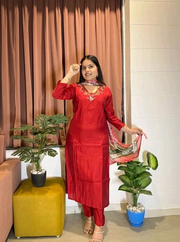 Gabatimes 𝑲𝑼𝑹𝑻𝑰 PANT 𝑾𝑰𝑻𝑯 𝑫𝑰𝑮𝑰𝑻𝑨𝑳 𝑷𝑹𝑰𝑵𝑻 DETAILS  - 2XL