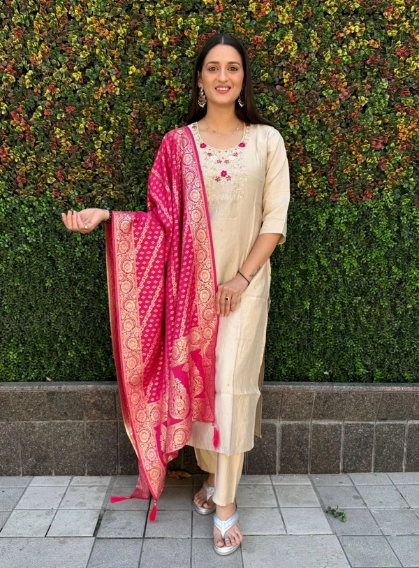 GabaTimes  New Designer Kurti Pant Duppta Set Collection  - XL